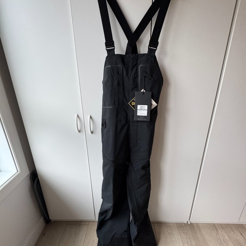 Armada Coveted GORE-TEX 3L Mens Bib Pant Medium M Black